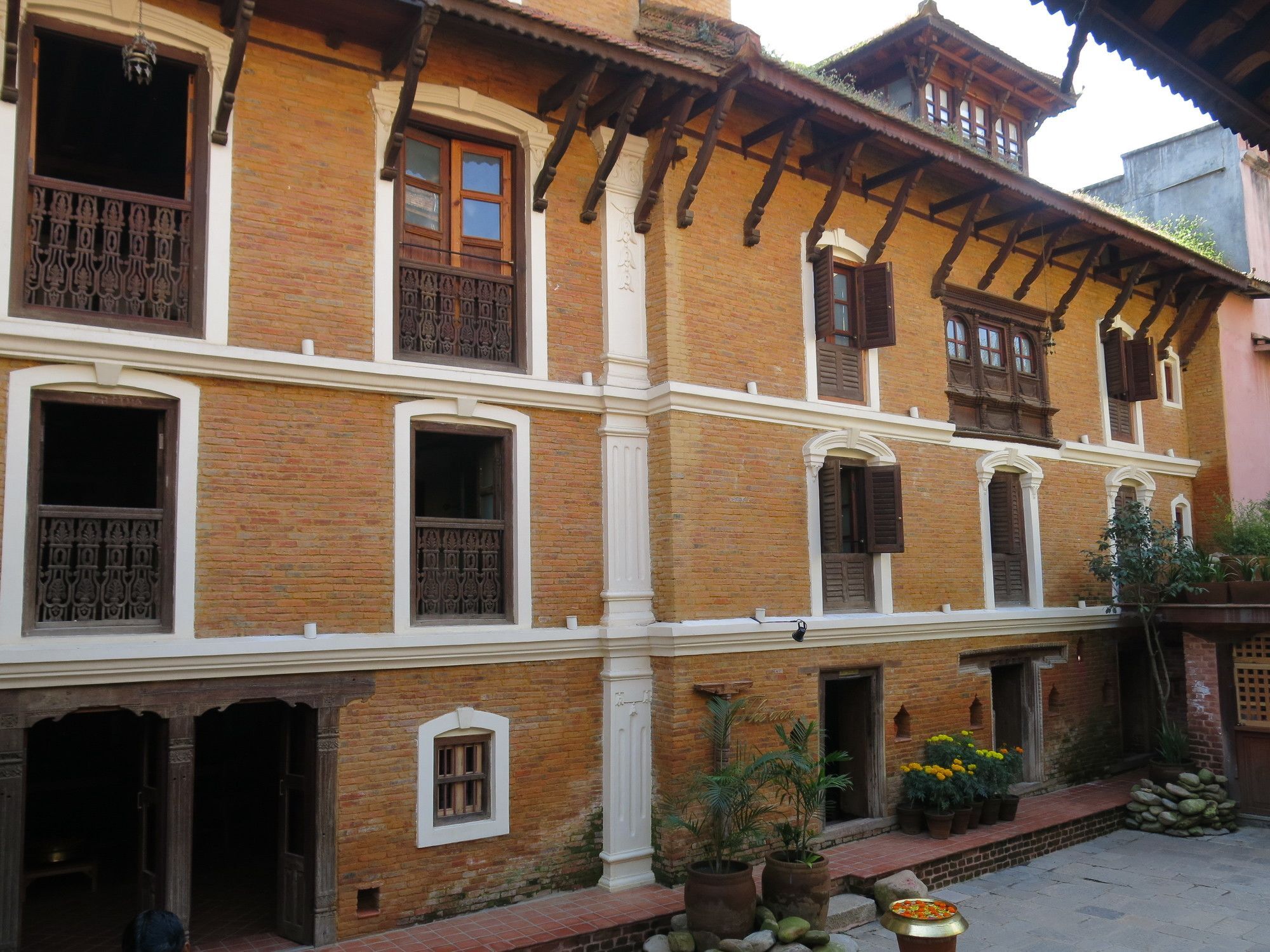 The Inn Patan Bagian luar foto